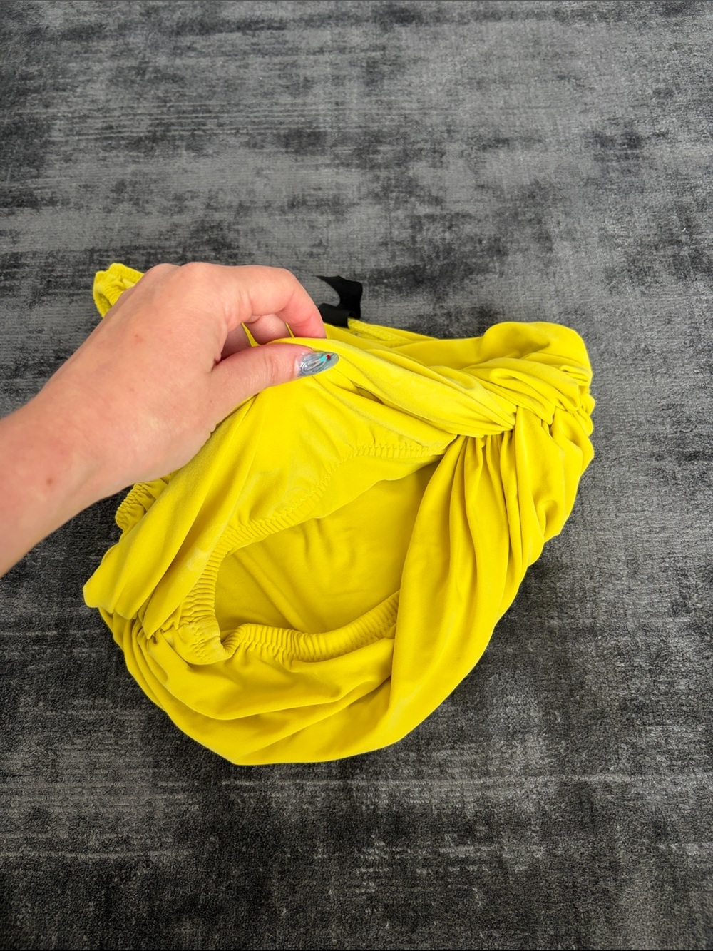 Norma Kamali Yellow One-Shoulder Ruched Crop Top - Picture 3 of 3